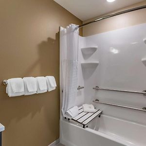King Suite Mobility or hearing accessible